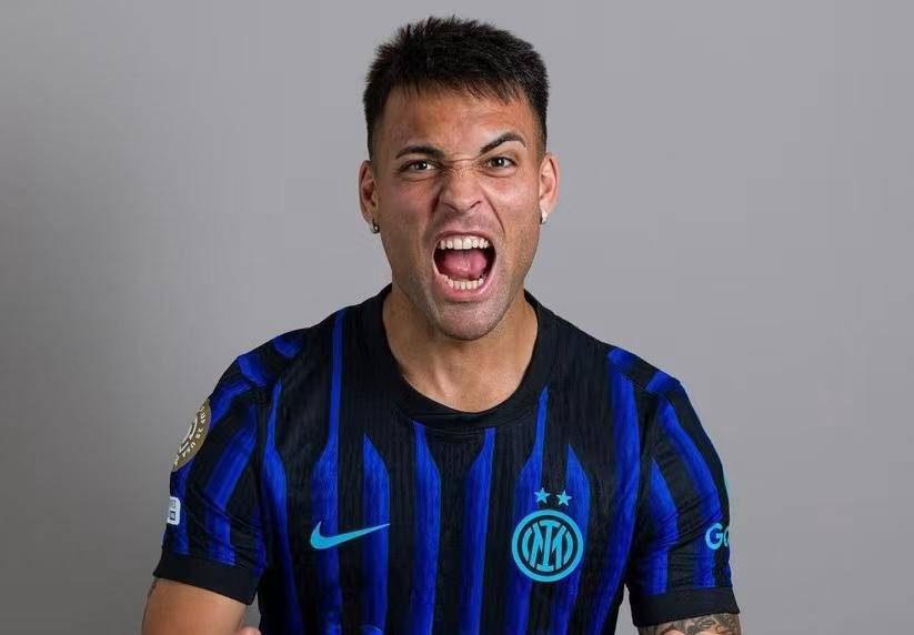 利物浦则在 利物浦则在