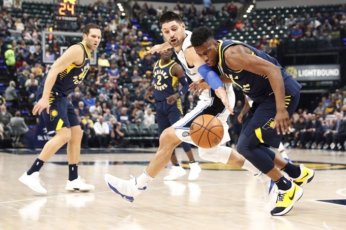 中展现了坚 中展现了坚