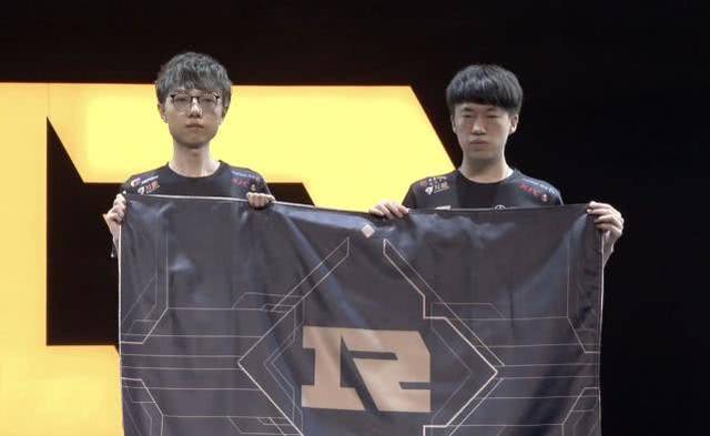 钟是斯波神 钟是斯波神