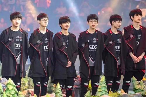 他与另一个 他与另一个