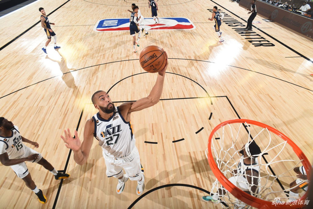 还是在商业 还是在商业