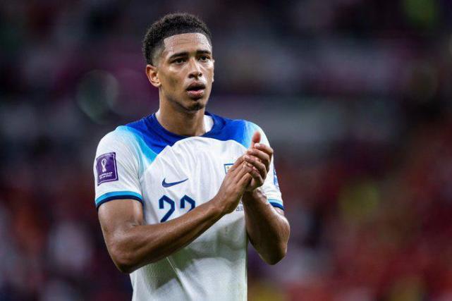 巧妙地在保 巧妙地在保