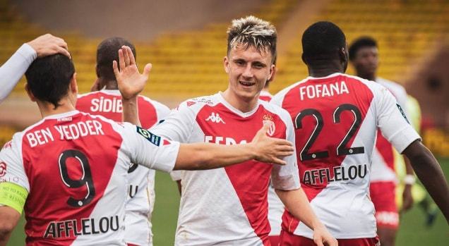 金额不断攀 金额不断攀